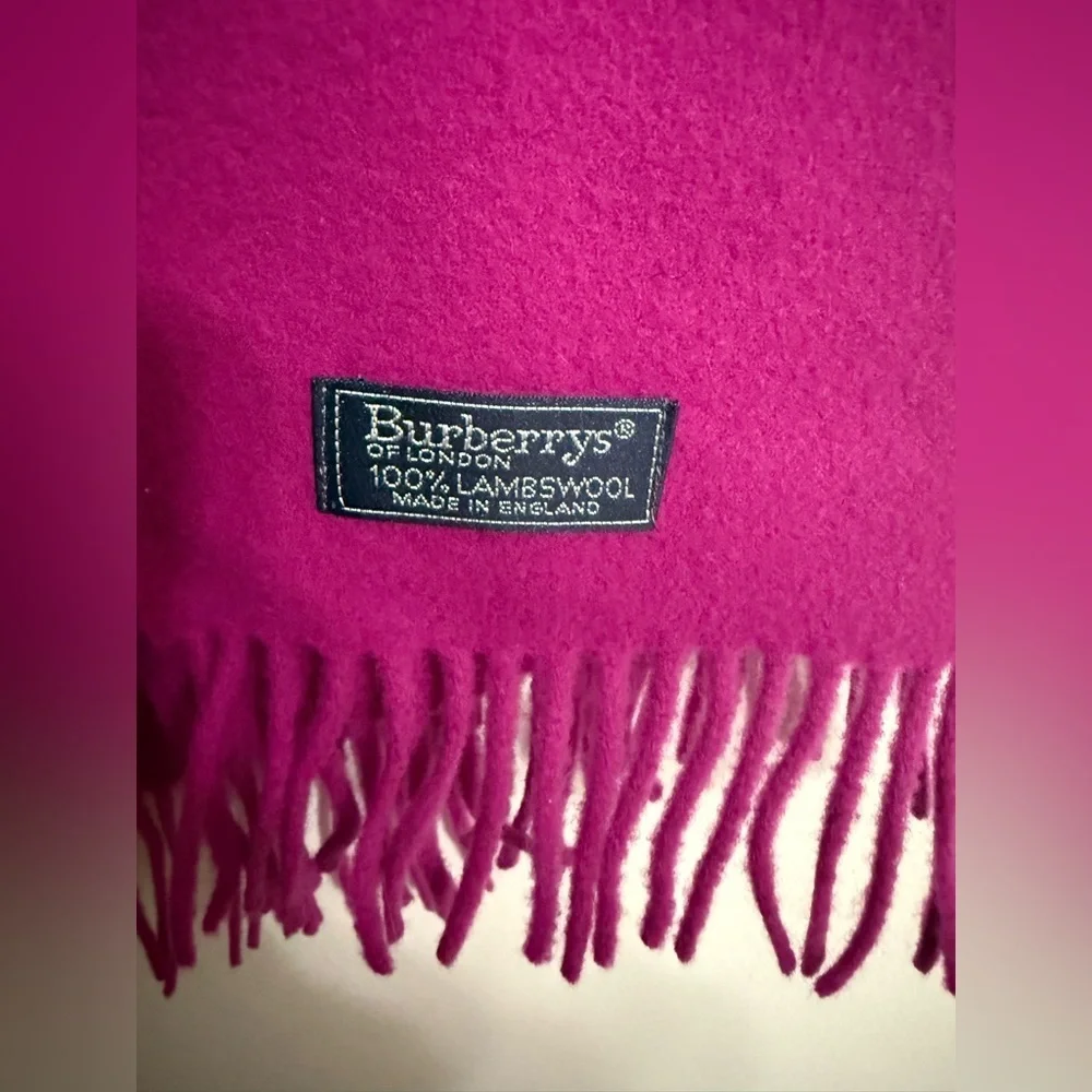 Burberry Burberrys Vintage Scarf Classic Solid 100% Lambswool England Pink - Picture 2 of 5